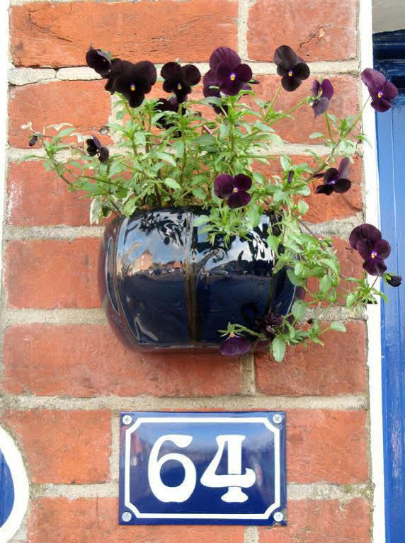 Number 64 Hotel Salisbury Eksteriør billede